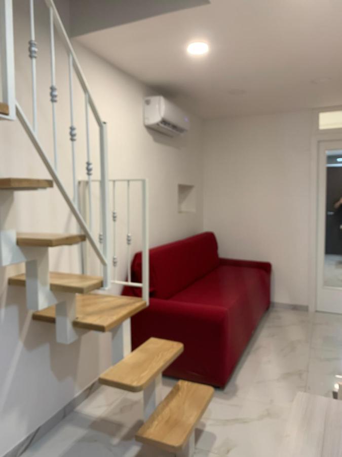 Apartmán Viky House Chiaja 1 Neapol Exteriér fotografie